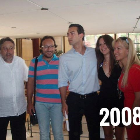 Ο Τανιμανίδης με την οικογένειά του
