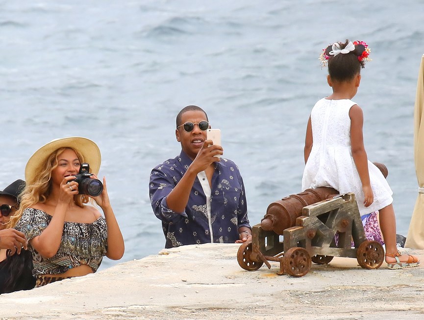 Οι Beyonce και JayZ με την κόρη τους Blue Ivy