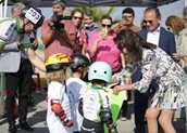 Η Γιάννα Αγγελοπούλου (Πρόεδρος της Επιτροπής 2021) στη Μαρίνα Ρεθύμνου συνάντησε τα παιδιά από τον Όμιλο κλασσικού αθλητισμού 