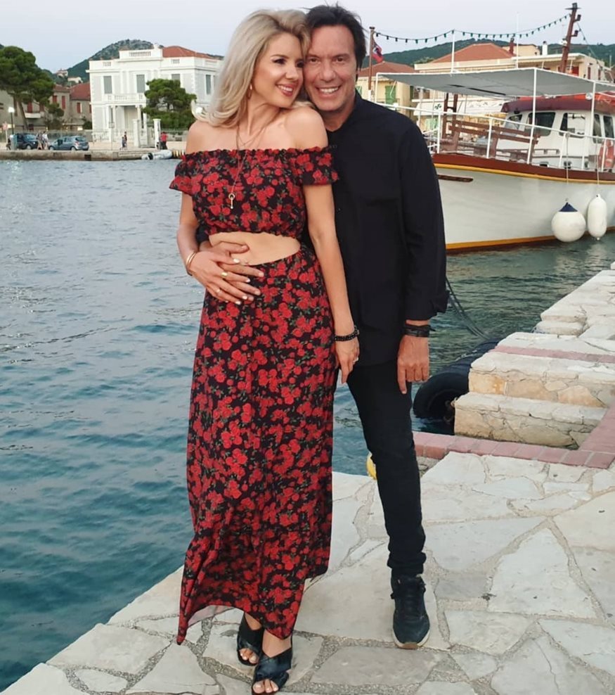 Σοφία Μαριόλα – Στράτος Τζώρτζογλου: Τρίτη επέτειος γάμου για το ερωτευμένο ζευγάρι – Η ανάρτηση και το μήνυμα αγάπης στο Instagram 