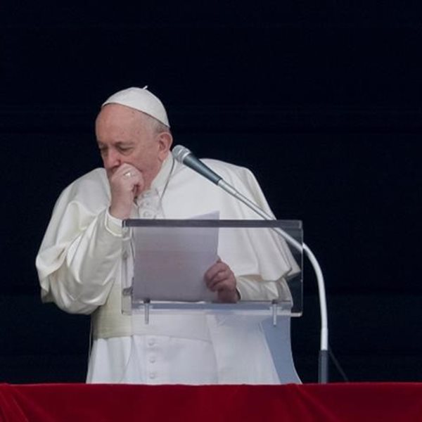 Ο κοροναϊός «χτύπησε» τον Πάπα Φραγκίσκο; Η επίσημη ανακοίνωση του Βατικανού για την υγεία του