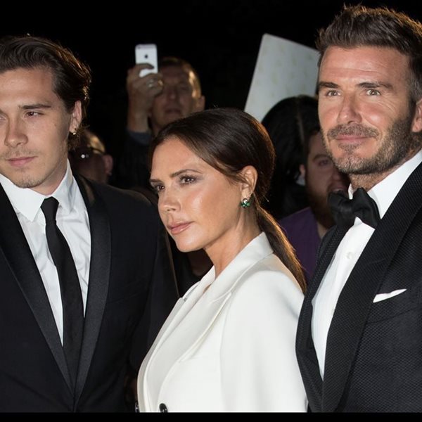 Οι δημόσιες ευχές του David και της Victoria Beckham για τον επικείμενο γάμο του γιου τους