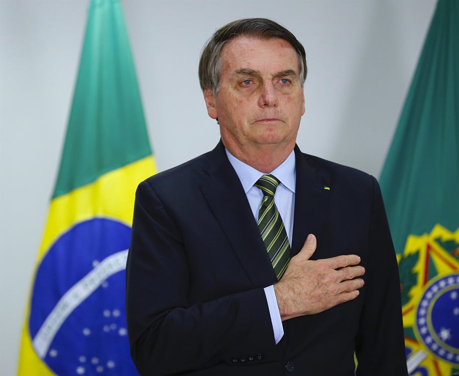 Θετικός στον κορονοϊό ο πρόεδρος της Βραζιλίας