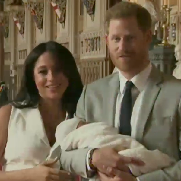 Μέγκαν Μαρκλ-πρίγκιπας Χάρι: Η πρώτη εμφάνιση με το βασιλικό μωρό στην αγκαλιά τους 
