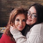 Μιμή Ντενίση: Η τούρτα των γενεθλίων της και η δημόσια αναφορά στην κόρη της