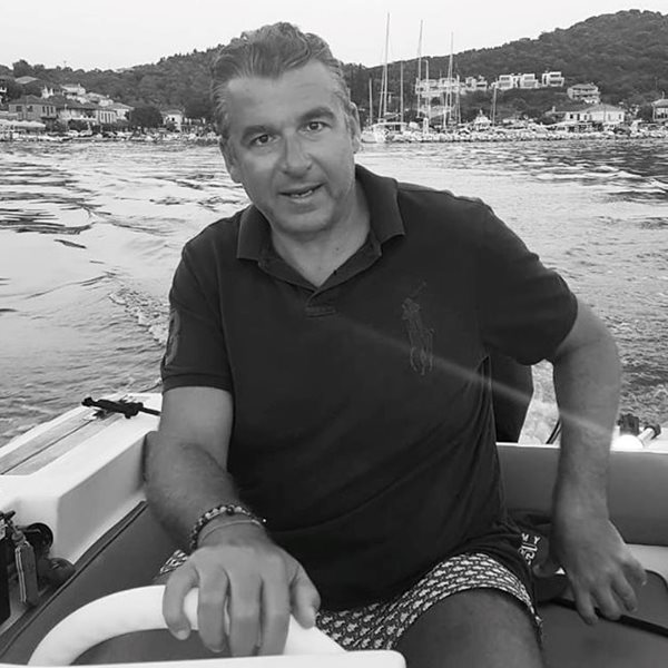Γιώργος Λιάγκας: “Δεν αισθάνομαι πως είμαι ο κλασικός πενηντάρης”