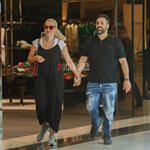 Paparazzi! Γιώργος Γιαννιάς: Για ψώνια με την σύζυγό του