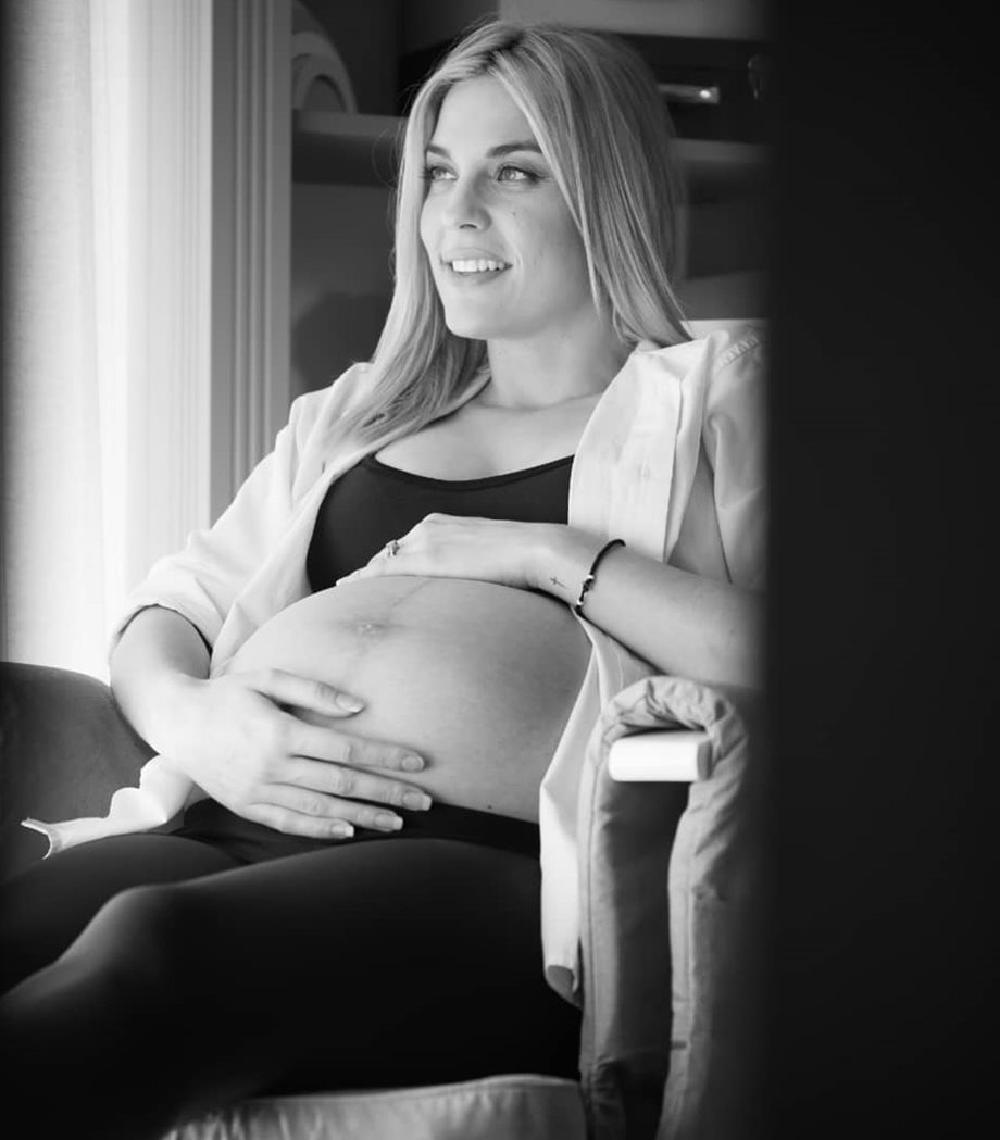 Μαντώ Γαστεράτου: Μόλις δημοσίευσε την πρώτη φωτογραφία με το νεογέννητο γιο της!