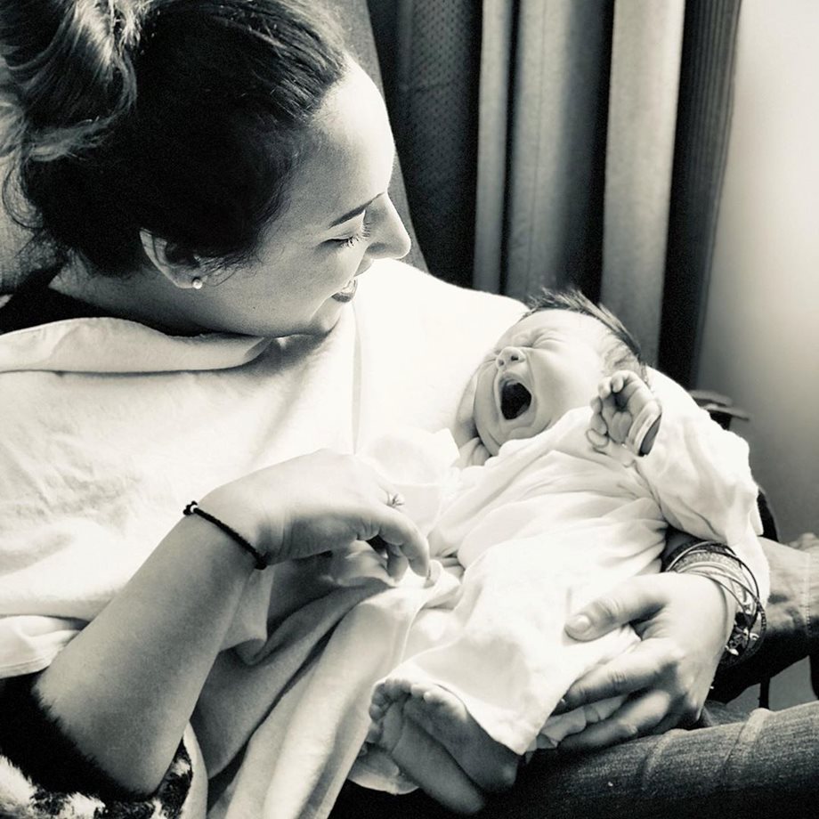 Κλέλια Πανταζή: Ο γιος της έγινε 2 μηνών και το γιορτάζει με μια υπέροχη φωτογραφία