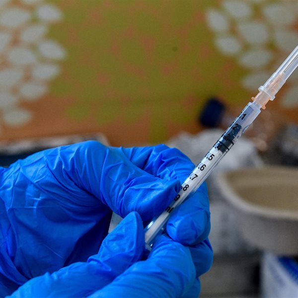 Υποχρεωτικός εμβολιασμός: Πότε λήγει η προθεσμία για τους άνω των 60; Δεν πρόκειται να δοθεί καμία παράταση