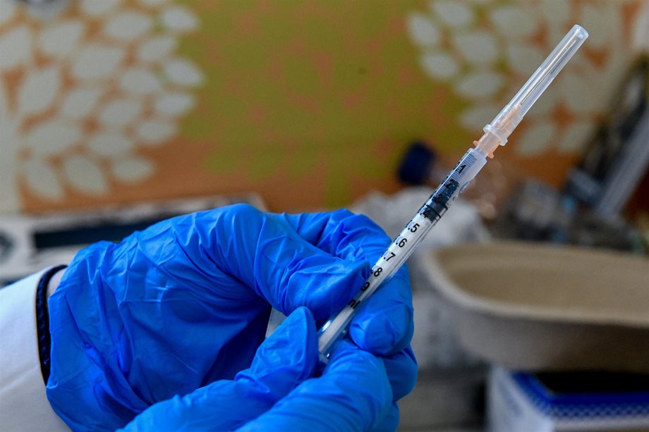 Υποχρεωτικός εμβολιασμός: Πότε λήγει η προθεσμία για τους άνω των 60; Δεν πρόκειται να δοθεί καμία παράταση