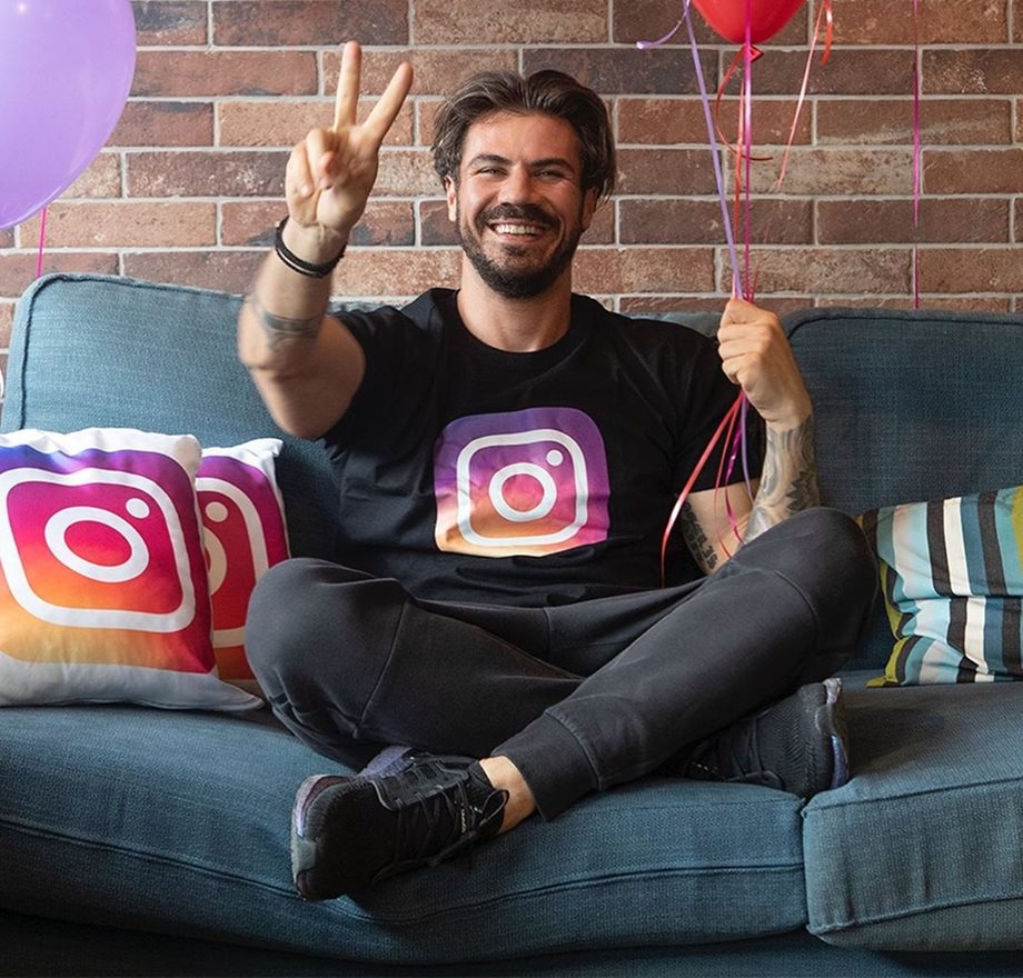Απίστευτο! Ο Άκης Πετρετζίκης ξεπέρασε το 1,5 εκατομμύριο followers στο Instagram - Το δημόσιο μήνυμά του