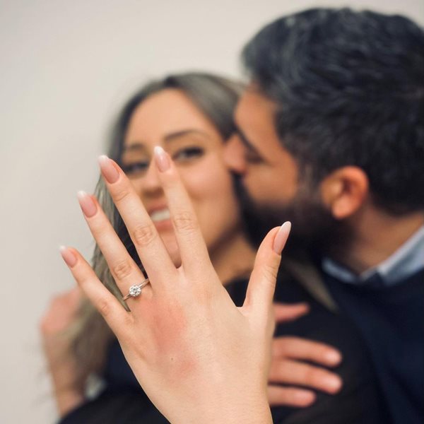 Άννα Κορακάκη: "Η πρόταση γάμου έγινε, δεν µας βιάζει κανείς και τίποτα" 
