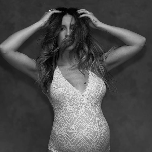 Αθηνά Οικονομάκου: Τα κιλά που έχει χάσει μια βδομάδα μετά τη γέννα και οι αποκαλύψεις για τον τοκετό