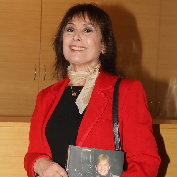 Λιζέτα Νικολάου: Διασωληνωμένη στην εντατική μετά από ατύχημα η γνωστή τραγουδίστρια