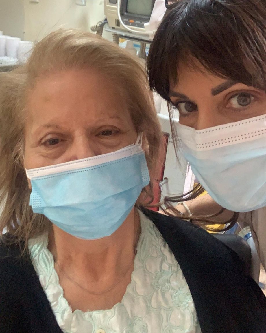 Στο νοσοκομείο η μητέρα της Σοφίας Παυλίδου: Συγκινεί το μήνυμα της ηθοποιού