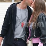 Paparazzi: Παθιασμένα φιλιά σε δημόσια θέα για το ζευγάρι της ελληνικής showbiz!