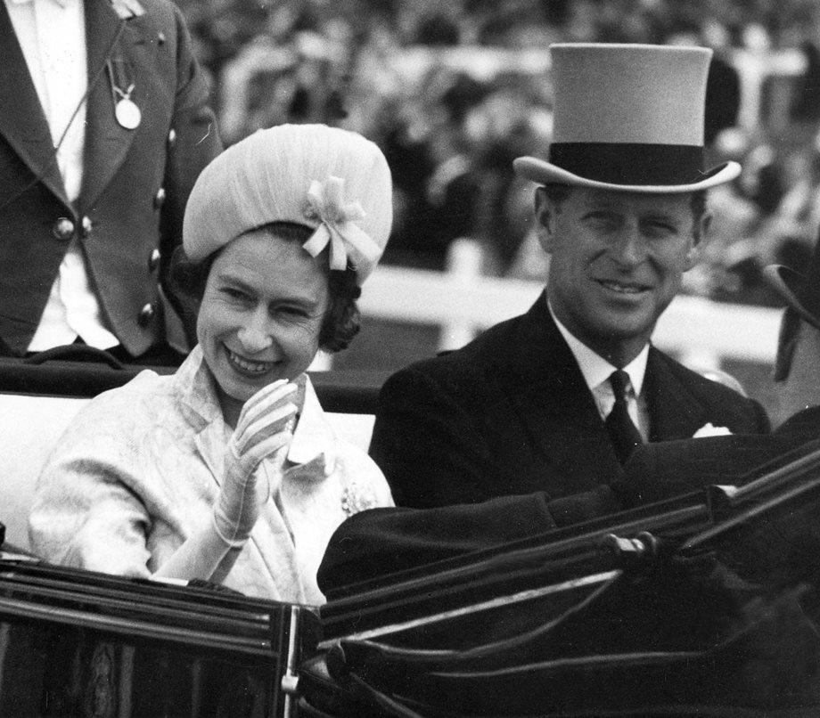 Βασίλισσα Ελισάβετ: Το Παλάτι έδωσε στη δημοσιότητα το τελευταίο πορτραίτο της – Σήμερα η κηδεία της