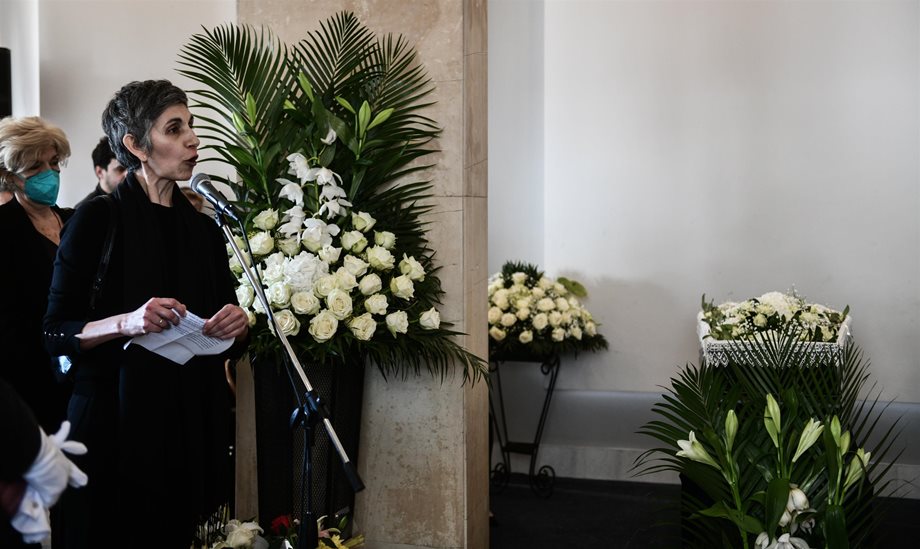 Κηδεία Νίκου Ξανθόπουλου: Ο σπαρακτικός επικήδειος της κόρης του, Μαρίας 