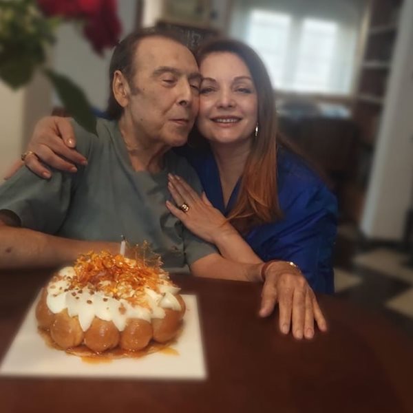 Τόλης Βοσκόπουλος: Γιόρτασε τα γενέθλιά του κάνοντας… βιντεοκλήση με τη 19χρονη κόρη του, Μαρία