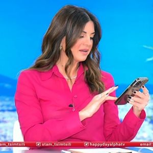 Σταματίνα Τσιμτσιλή: Η στιγμή που μαθαίνει on air πως η Ελένη Μενεγάκη την έκανε follow στο Instagram
