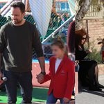 Paparazzi! Γιώργος Λιανός - Ανθή Ανδροτσάκη: Ενωμένοι ως γονείς στη σχολική εκδήλωση των παιδιών τους!
