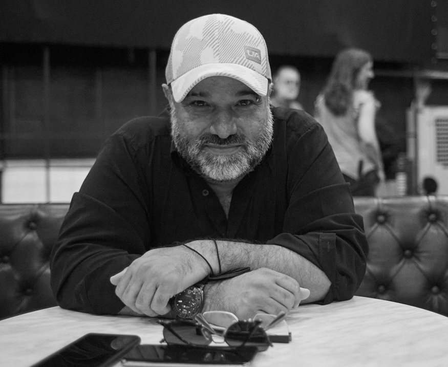 Κώστας Κωστόπουλος: Οι εισαγγελείς καλούν τον σκηνοθέτη - Οι δηλώσεις της Έλενας Αθανασοπούλου