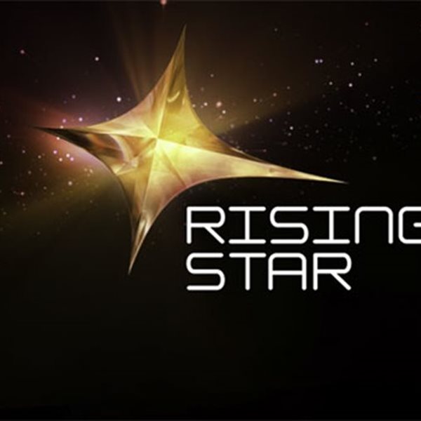 Απόψε στις 21:00 βλέπουμε την πρεμιέρα του Rising Star μαζί!