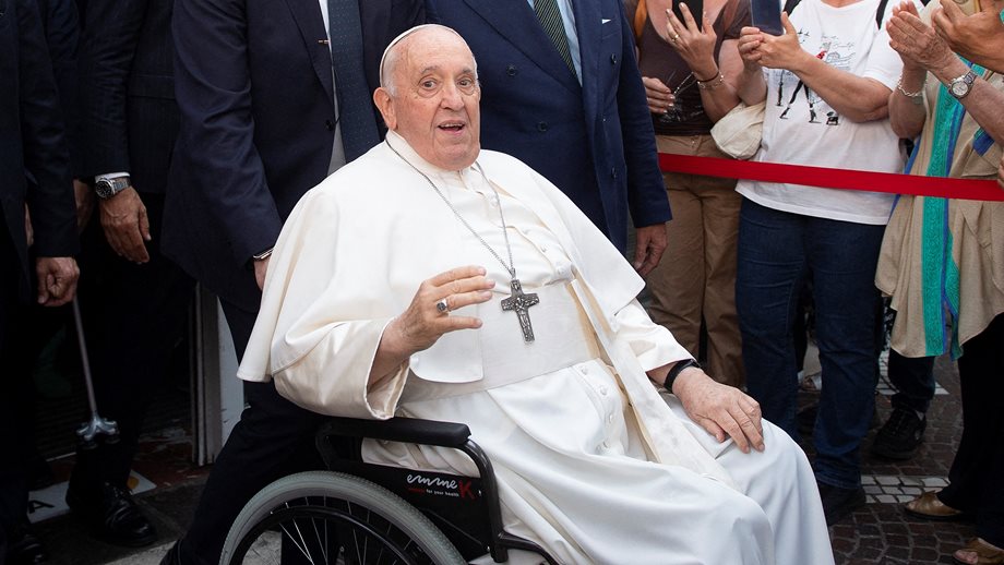 Εξιτήριο για τον Πάπα: Τα πρώτα λόγια και η αναφορά στο ναυάγιο της Πύλου
