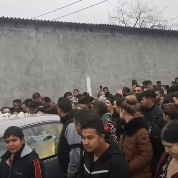 Θεσσαλονίκη: Θρήνος στην κηδεία του 16χρονου Ρομά