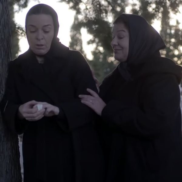 Σασμός - Πριν παιχτεί στην τηλεόραση: Η Μαρίνα στο νεκροταφείο - "Δώσαμε στον Άγγελο τη λύρα του Πετρή"