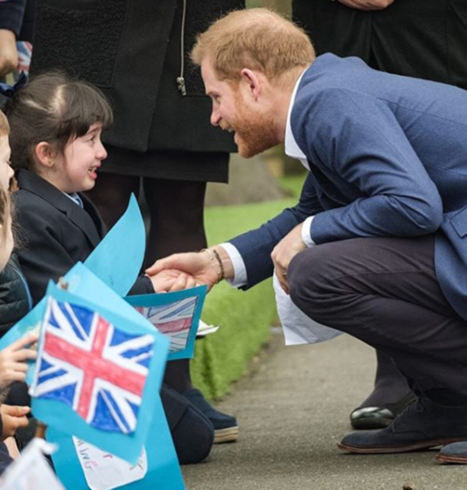 Πρίγκιπας Χάρι: Το χαριτωμένο μήνυμα που δέχτηκε από μαθητές για το βασιλικό μωρό 