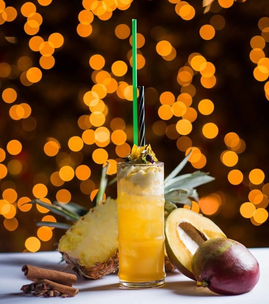 Tiki nights και νέα δροσερά cocktails για καλοκαιρινές αποδράσεις στο Blends