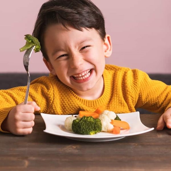 Κάνουμε δίαιτα στα παιδιά; Κι αν ναι, πότε;