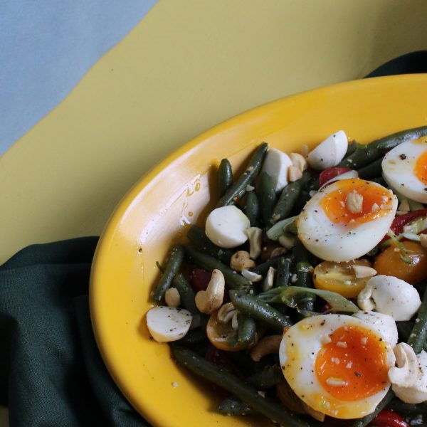 Σαλάτα φασολάκια με αυγά από τη Γωγώ Δελογιάννη