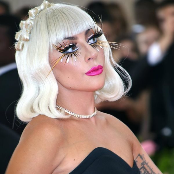 Lady Gaga: Σε καραντίνα η τραγουδίστρια! Στέλνει το μήνυμά της για τον κορονοϊό