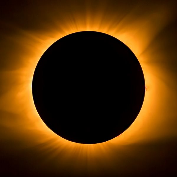 Νέα σελήνη - Έκλειψη ηλίου στον Σκορπιό: Πως θα επηρεάσει τα ζώδια;