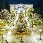 Μια Αθηναϊκή χριστουγεννιάτικη ιστορία - Ο Δήμος Αθηναίων ανάβει το Χριστουγεννιάτικο δέντρο, αλλιώς...
