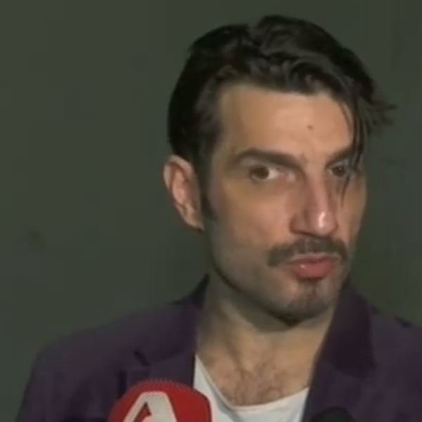 Νίκος Κουρής: Απάντησε on camera αν χώρισε με την σύζυγό του