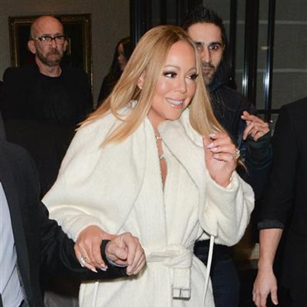 Mariah Carey: Σας φαίνεται πολύ ντυμένη; Δεν είναι…