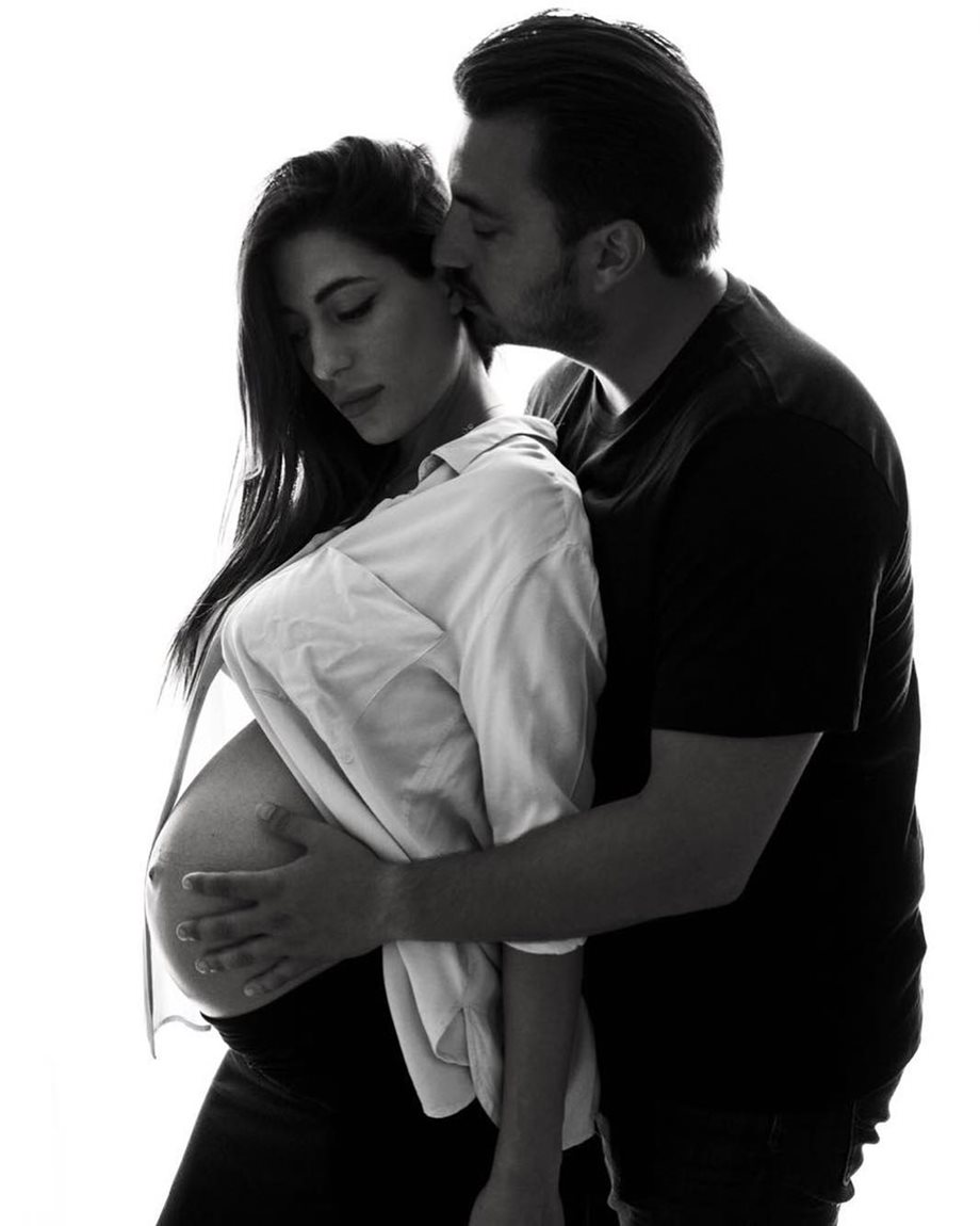 Άρης Γούτος: Ο σύζυγος της Φλορίντας Πετρουτσέλι δημοσίευσε την πρώτη φωτογραφία με τη νεογέννητη κορούλα του!