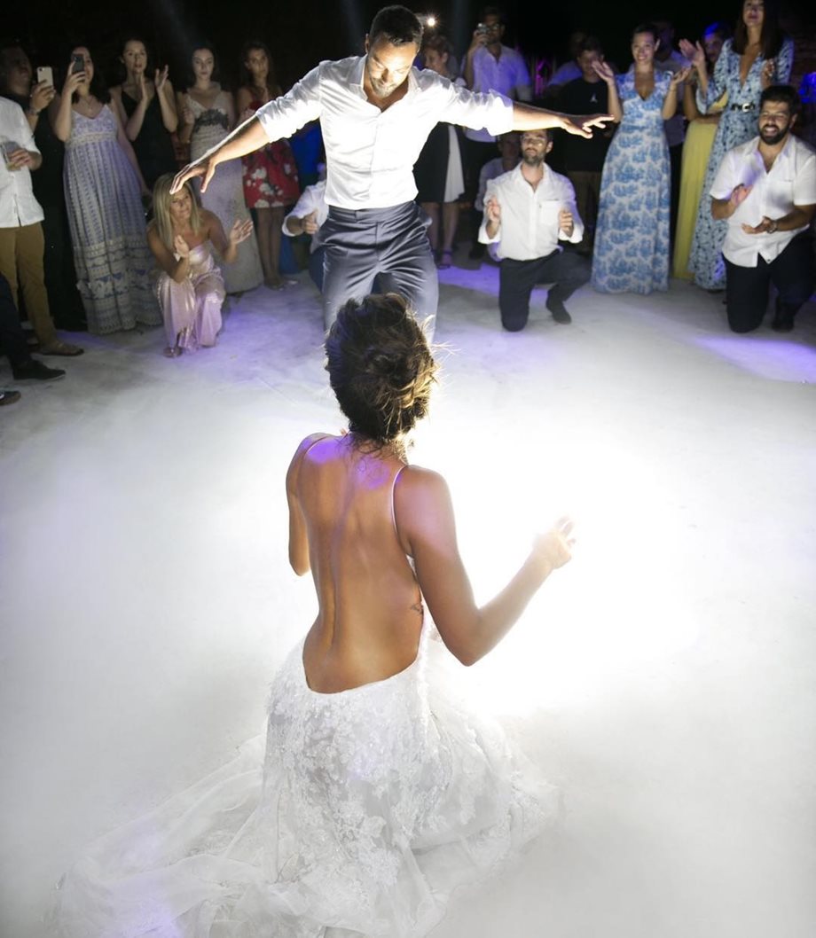 Χριστίνα Μπόμπα: "Στον πρώτο χορό του γάμου μας ο Σάκης μου είπε το εξής…"