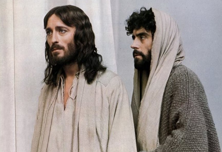 Ιησούς από τη Ναζαρέτ: Δείτε πώς είναι σήμερα ο "Ιούδας" στα 76 του, 42 χρόνια μετά το τέλος της σειράς