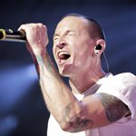 Νεκρός στα 41 του ο τραγουδιστής των Linkin Park, Chester Bennington