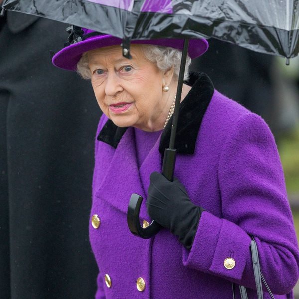 Η Βασίλισσα Ελισάβετ στέλνει τα συλλυπητήριά της για την πολύνεκρη τραγωδία στην Ελλάδα