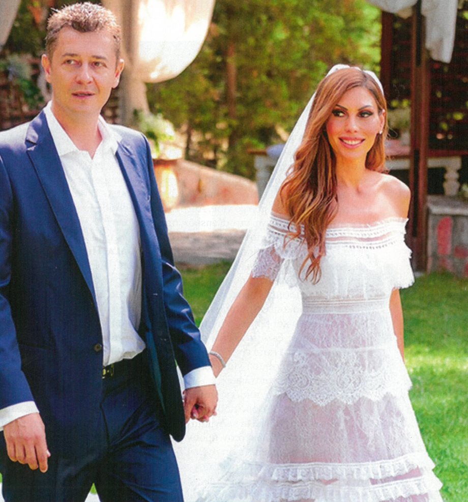 Αντώνης Σρόιτερ - Ιωάννα Μπούκη: Δείτε για πρώτη φορά 9+1 φωτογραφίες μέσα από το κτήμα όπου έγινε ο γάμος τους!