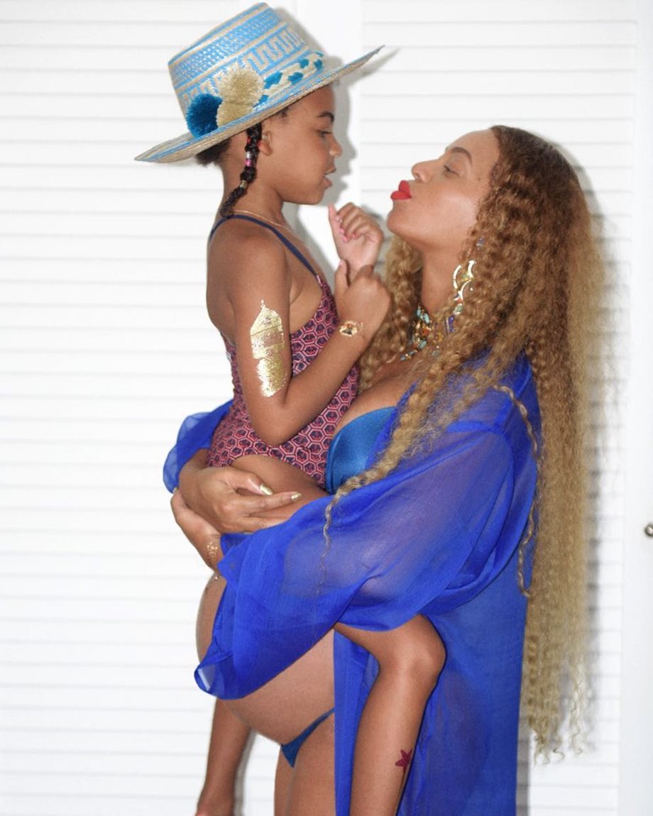 Γέννησε δίδυμα η Beyoncé; Τα μηνύματα που προδίδουν το ευτυχές γεγονός!