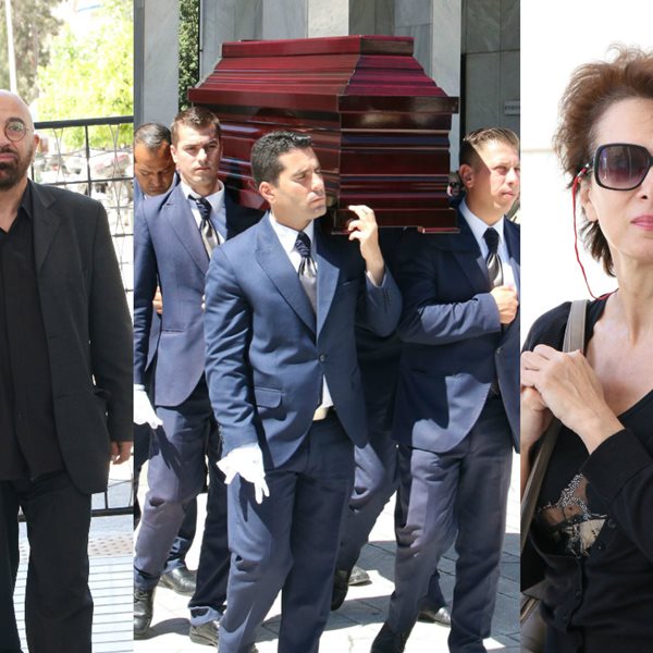 Συντετριμμένοι φίλοι και συγγενείς στην κηδεία του δημοσιογράφου Κώστα Παναγιωτόπουλου