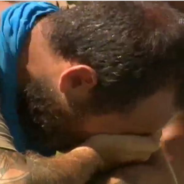 Survivor: Έχασε τα λόγια του ο Κώστας Αναγνωστόπουλος και ξέσπασε σε κλάματα