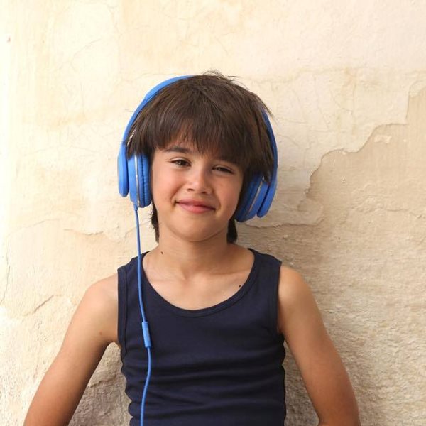 Η λέξη που δεν λες: Ποιος είναι ο 9χρονος Παυλής που μας έχει "κλέψει" την καρδιά